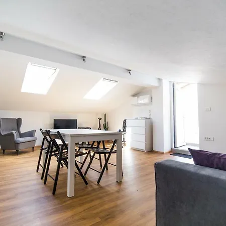 Ana Apartment Koper